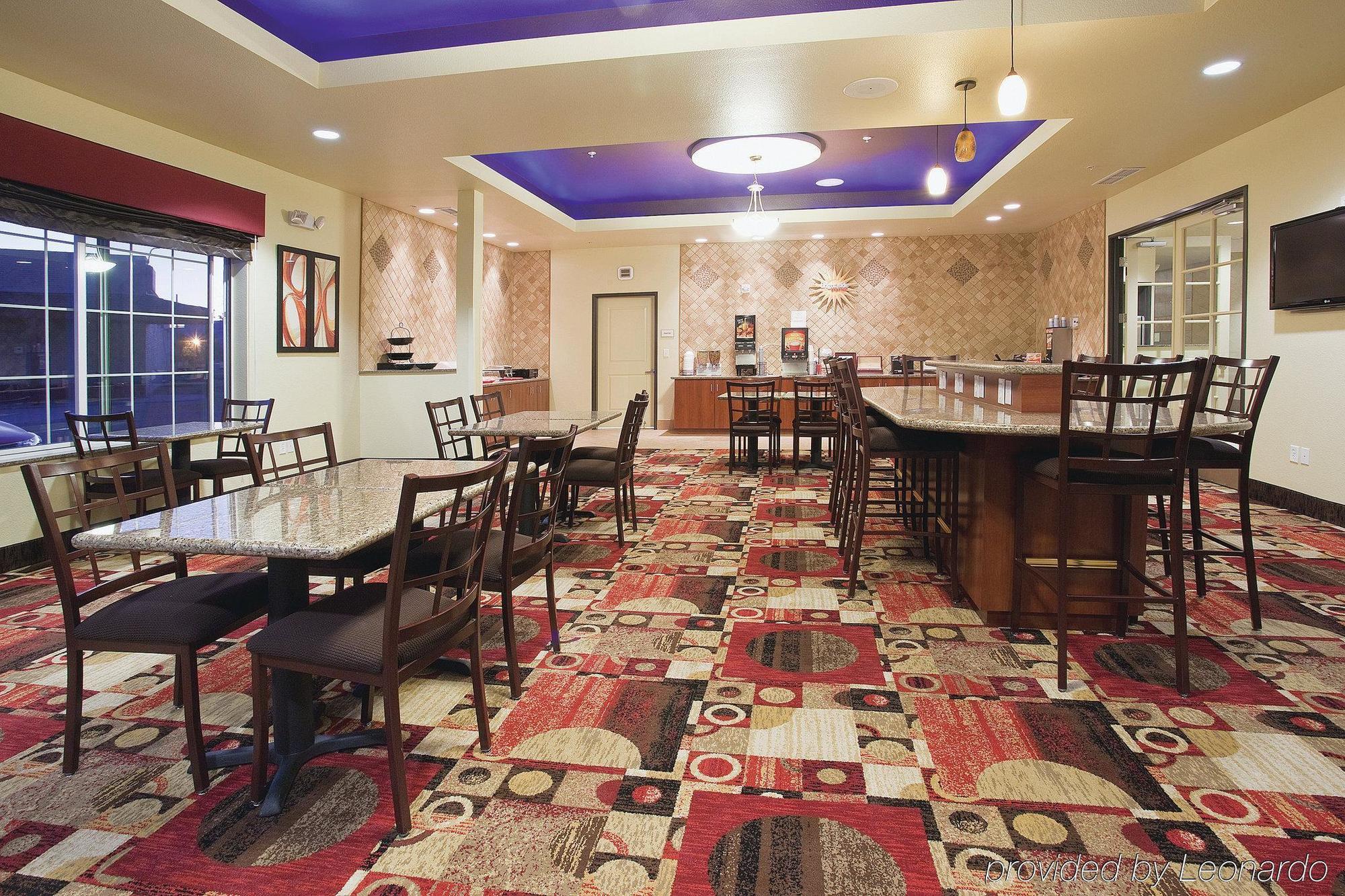 La Quinta By Wyndham Denver Gateway Park Restoran gambar